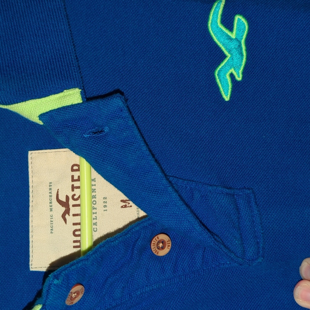 Polo - Picture 2 of 2